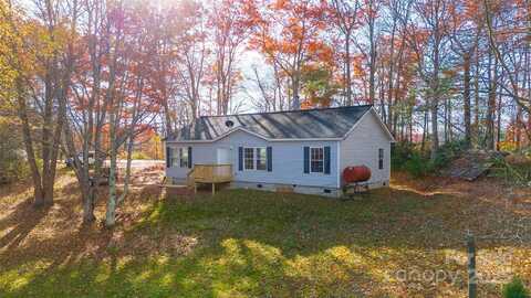 1960 Hanging Rock Road, Spruce Pine, NC 28777