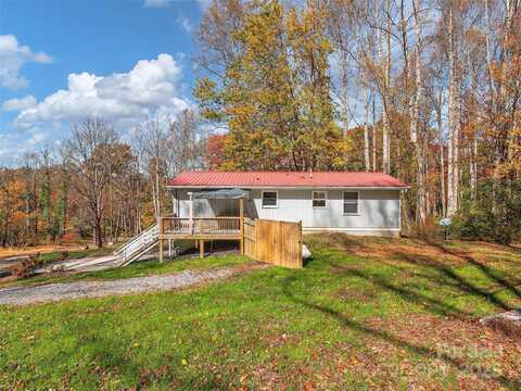 54 Sam King Road, Hendersonville, NC 28739