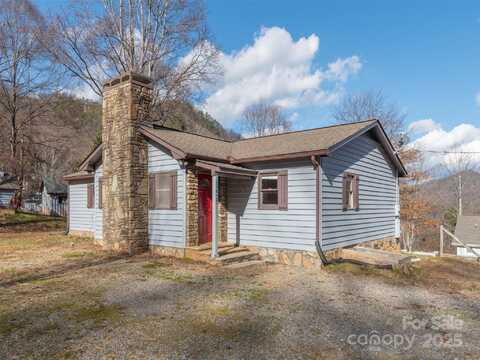 156 High Top Drive, Canton, NC 28716