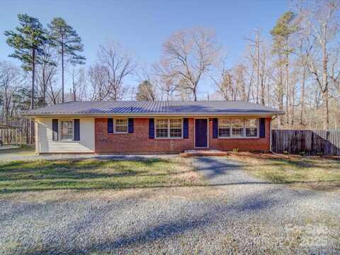 44743 Fish Camp Road, New London, NC 28127