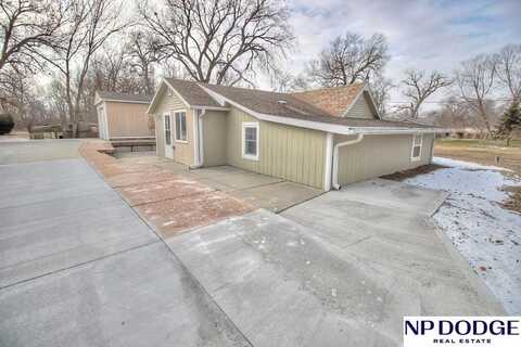 24133 Crown Point Avenue, Valley, NE 68064