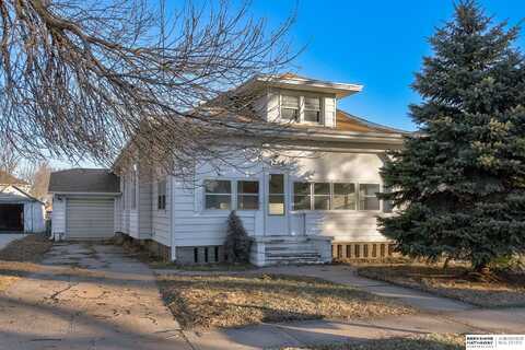 1234 E 6th Street, Fremont, NE 68025