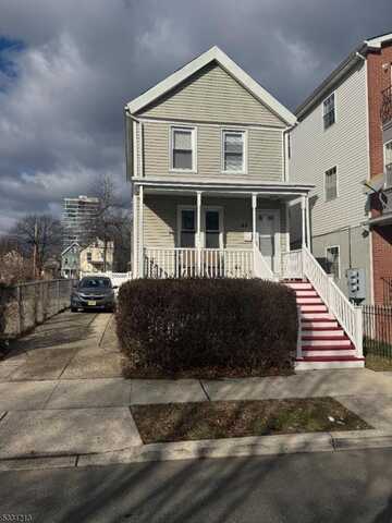 45 Princeton St, East Orange, NJ 07018