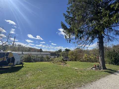 302 Maplewood Ln, Beckley, WV 25801