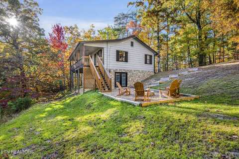 3263 Cove Creek Way, Sevierville, TN 37862