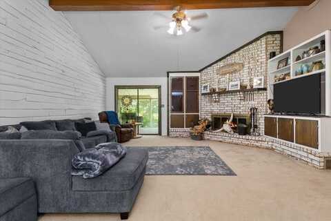 934 County Road 297, Jasper, TX 75951