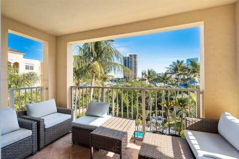 19801 E Country Club Dr, Aventura, FL 33180