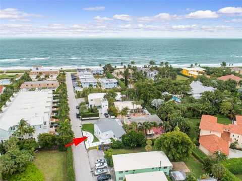 12 Adams Rd, Ocean Ridge, FL 33435