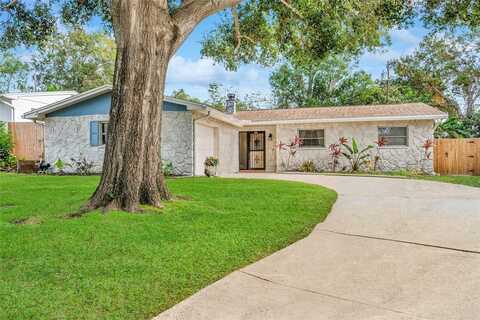 8253 137TH LANE, SEMINOLE, FL 33776