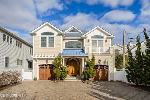 38 Ocean Avenue, Manasquan, NJ 08736