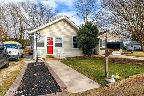 1313 Burns Avenue, Toms River, NJ 08753