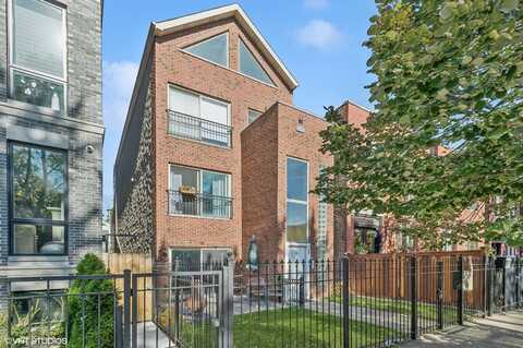 2256 W ERIE Street, Chicago, IL 60612