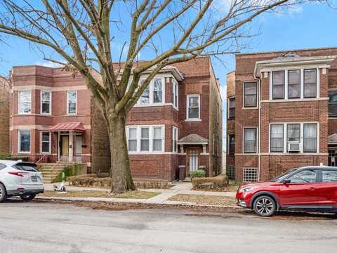 3712 N Claremont Avenue, Chicago, IL 60618