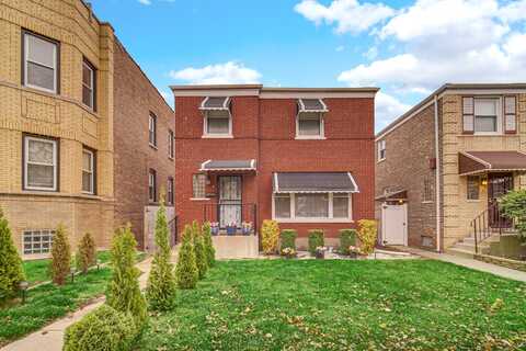 8151 S Jeffery Boulevard, Chicago, IL 60617