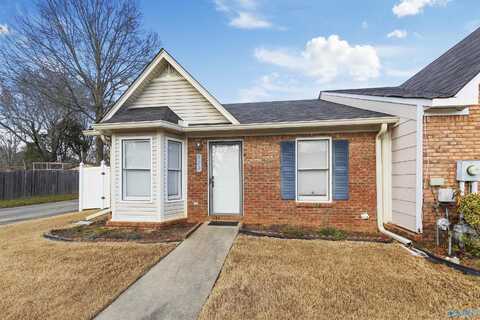 320 Woodridge Drive, Decatur, AL 35601