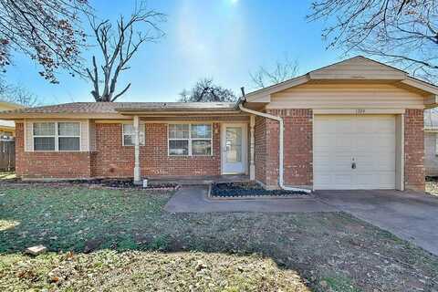 1324 Hazelwood Drive, Midwest City, OK 73110