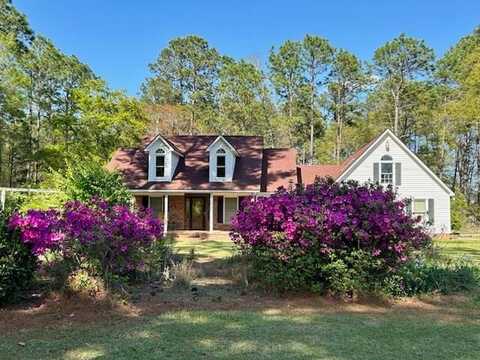 538 W Fairfield Road, Dillon, SC 29536