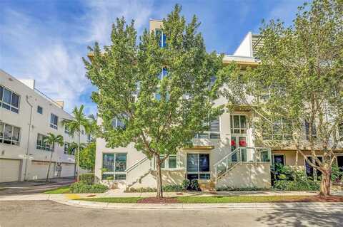 6610 NW 105th Ct, Doral, FL 33178