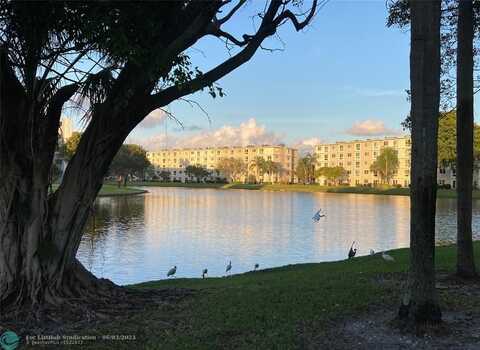2216 N Cypress Bend Dr, Pompano Beach, FL 33069