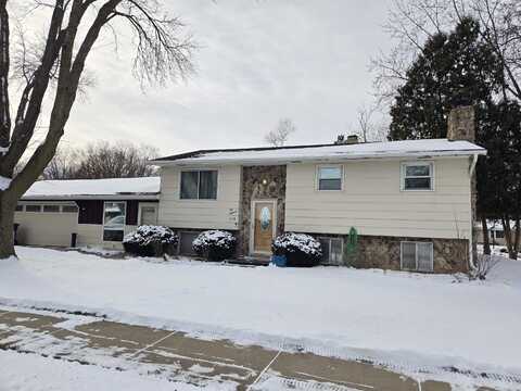 218 N 9TH Avenue, WINNECONNE, WI 54986