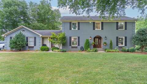 1860 Cobblestone Court, Bowling Green, KY 42103