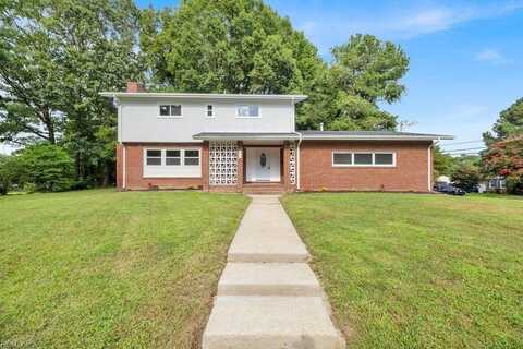 900 Loraine Circle, Newport News, VA 23608