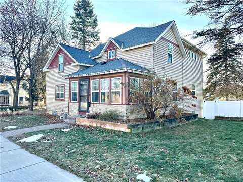 211 N Cedar Street, Chaska, MN 55318