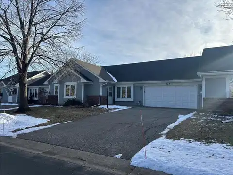 524 Devonshire Drive, Norwood Young America, MN 55397