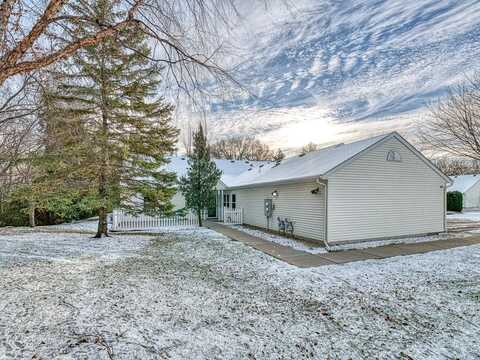 38 Thompson Avenue W, West Saint Paul, MN 55118