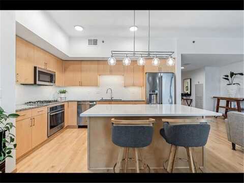 1240 2nd Street S, Minneapolis, MN 55415