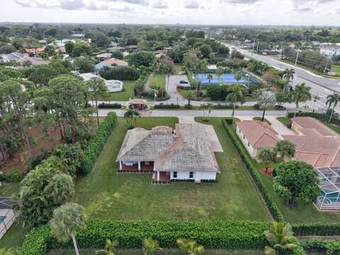 100 N Country Club Boulevard, Atlantis, FL 33462