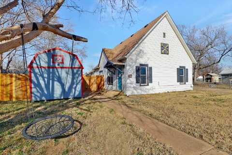 312 E 1st Ave, Cheney, KS 67025