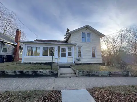 16 N Terrace Street, Janesville, WI 53548