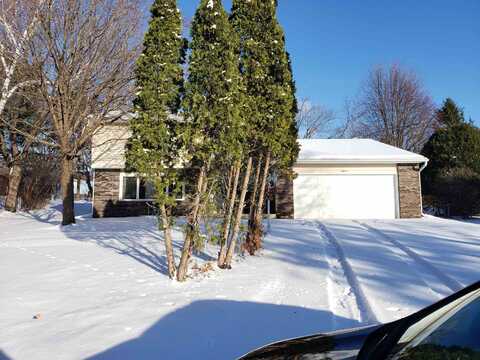 18 Canterbury Circle, Madison, WI 53711