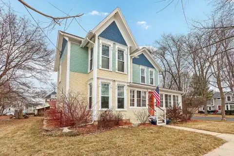 102 W North Street, Cambridge, WI 53523