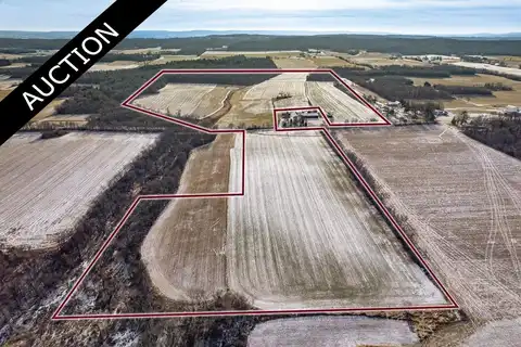 E9407 N Reedsburg Road, Reedsburg, WI 53959