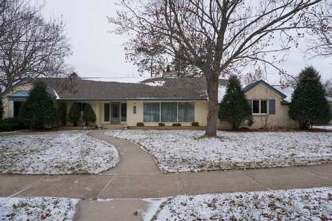 1801 Stoughton Avenue, Tomah, WI 54660