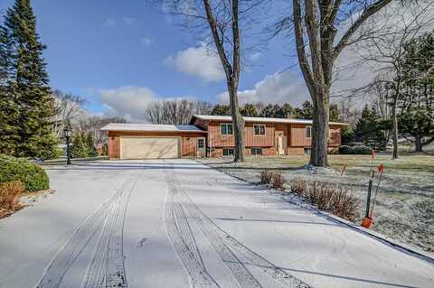 6604 S Oak Lane, Windsor, WI 53598