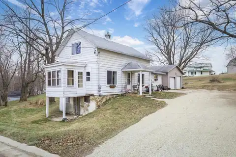 8942 N Main Street, Edgerton, WI 53534