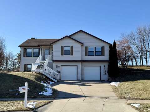 311 Spruce Court, Baraboo, WI 53913