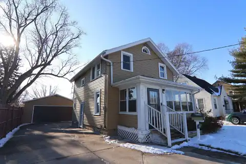 1124 Blaine Avenue, Janesville, WI 53545