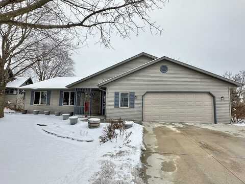 5613 Chestnut Lane, Mc Farland, WI 53558