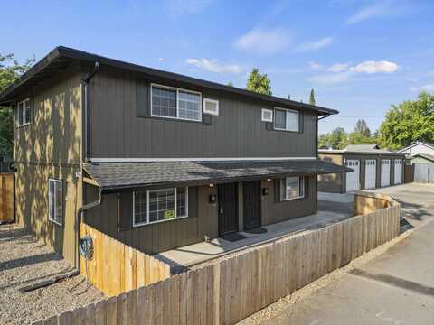 622 Hamilton Street, Medford, OR 97501