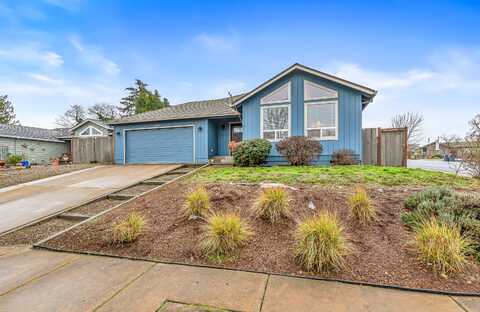 2842 Crystal Drive, Medford, OR 97504