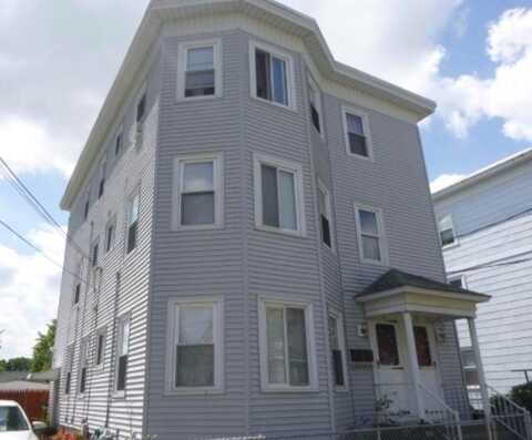 31 Stearns Street, Pawtucket, RI 02861