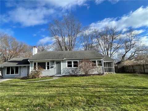 14 Rosedale Avenue, Barrington, RI 02806