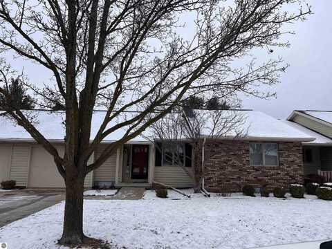 230 Peachwood Lane, Mount Pleasant, MI 48858