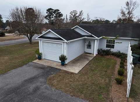 119 Courtyard Dr., Thomasville, GA 31757