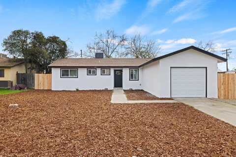 4211 W Sunnyside Avenue, Visalia, CA 93277