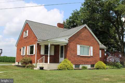 122 VOGANVILLE ROAD, NEW HOLLAND, PA 17557